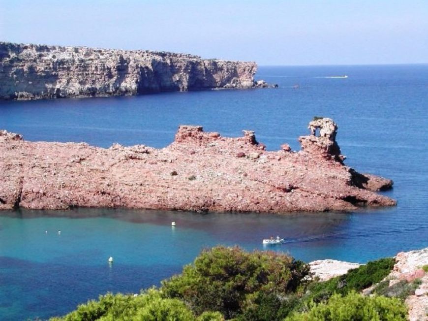 La esencia de Menorca · Apartamentos Cala Morell · Ciutadella · Menorca